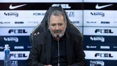 Os bastidores da reuni&atilde;o do Conselho no Corinthians, que deve pressionar bra&ccedil;o-direito de Augusto Melo