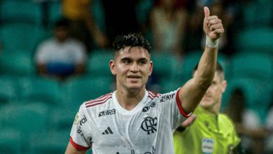 Ap&oacute;s come&ccedil;o turbulento, Alcaraz d&aacute; primeiro passo em busca de afirma&ccedil;&atilde;o no Flamengo