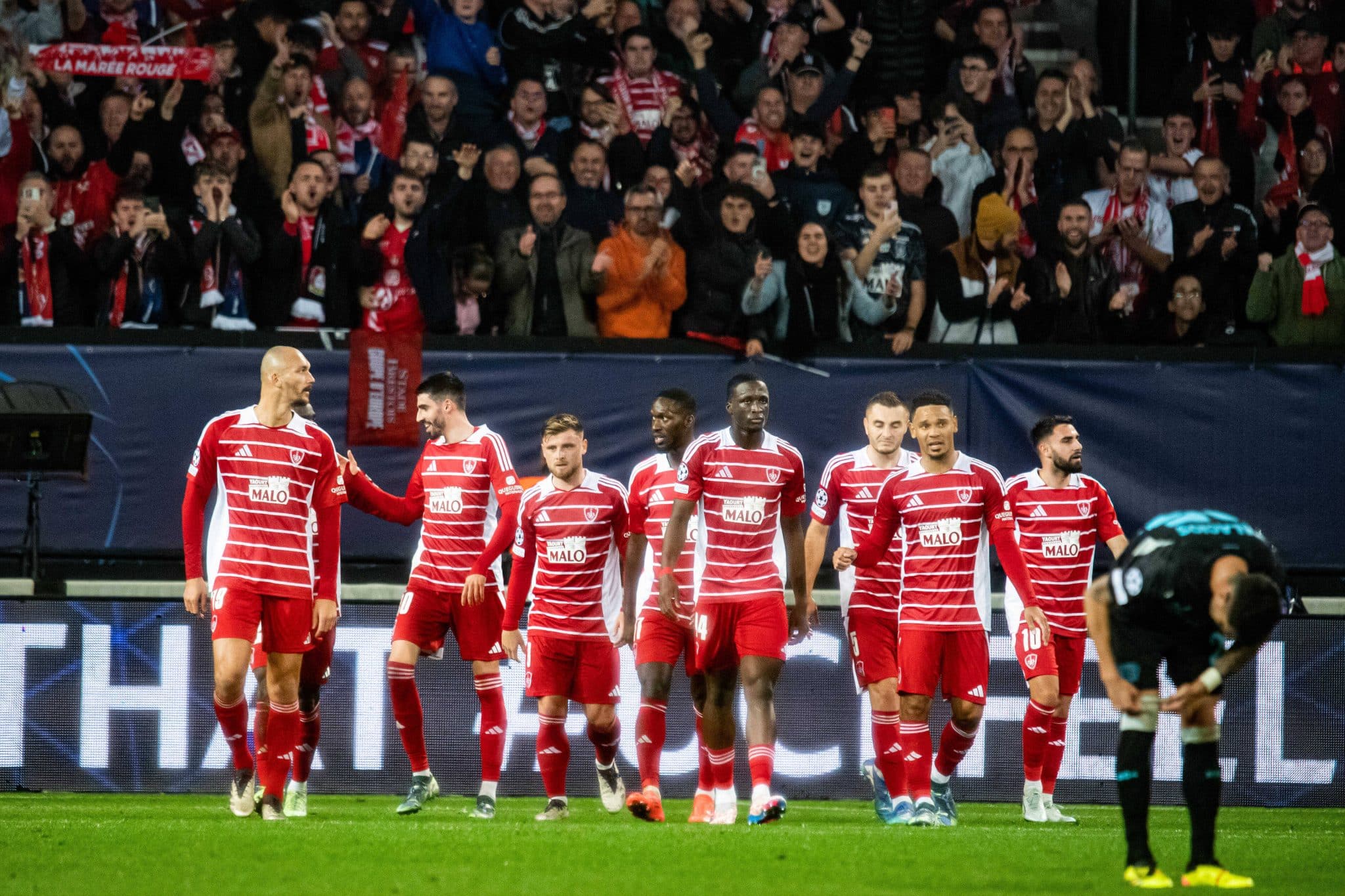 Brest empata em casa diante do Leverkusen, e mant&eacute;m invencibilidade na Champions League