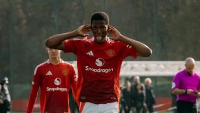 &lsquo;Haaland&rsquo; da base do Manchester United faz 3 gols em 15 minutos em estreia