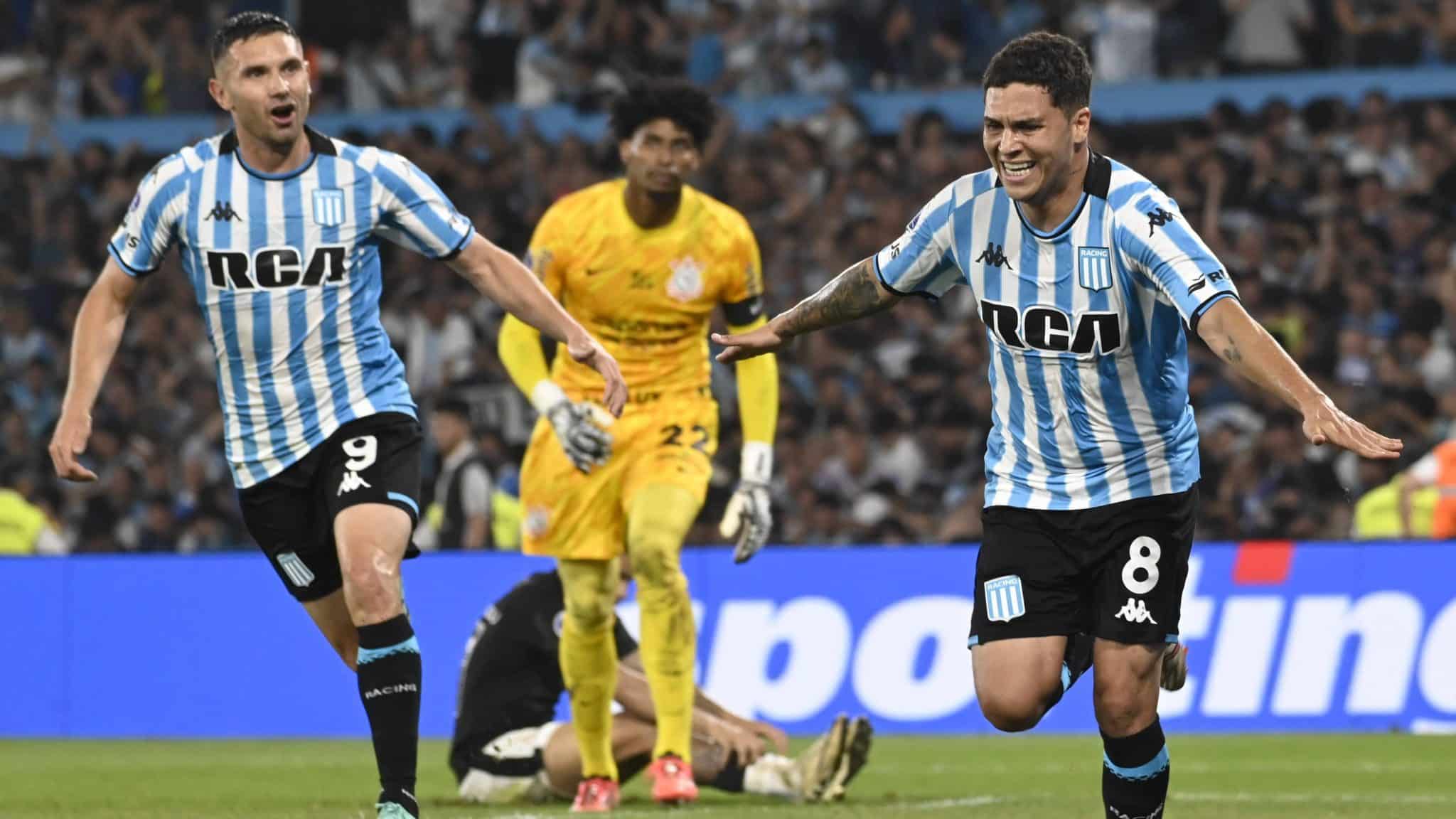 Garro vira vil&atilde;o, Corinthians n&atilde;o aproveita dupla em alta e cai para o Racing na Sul-Americana