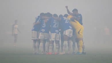 Kaio Jorge reclama de sinalizadores em jogo do Cruzeiro: &lsquo;Atrapalha&rsquo;