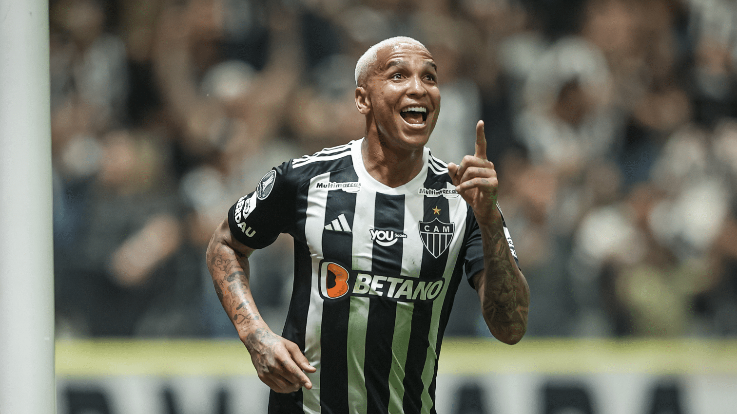 Deyverson brilhou na Libertadores, como sempre