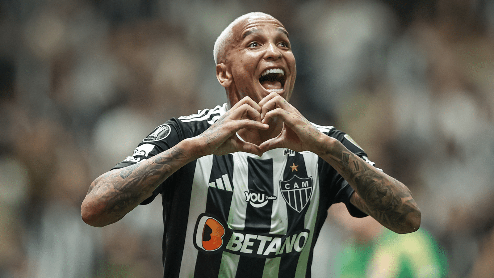 Deyverson celebra gol pelo Atl&eacute;tico na Libertadores