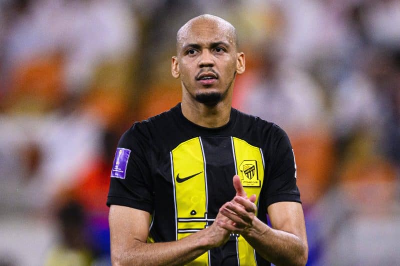 ‘Liverpool está desesperado’: Fabinho comenta interesse da Arábia Saudita em Salah e Van Dijk