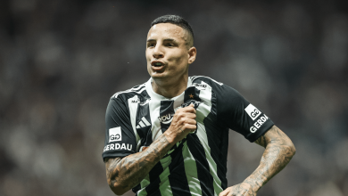 Arana justifica escolha de Milito e comanda virada do Atl&eacute;tico-MG sobre o Vasco