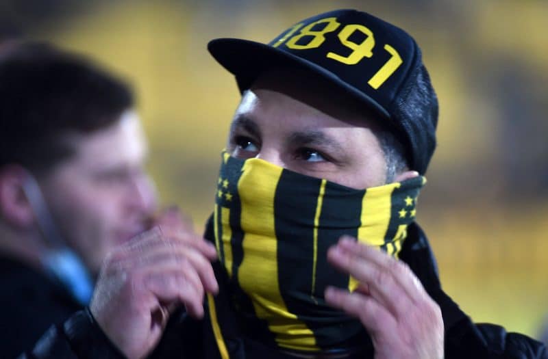 ‘Medo de ver jogo até no bar’: torcedores do Botafogo vivem clima de terror no Uruguai