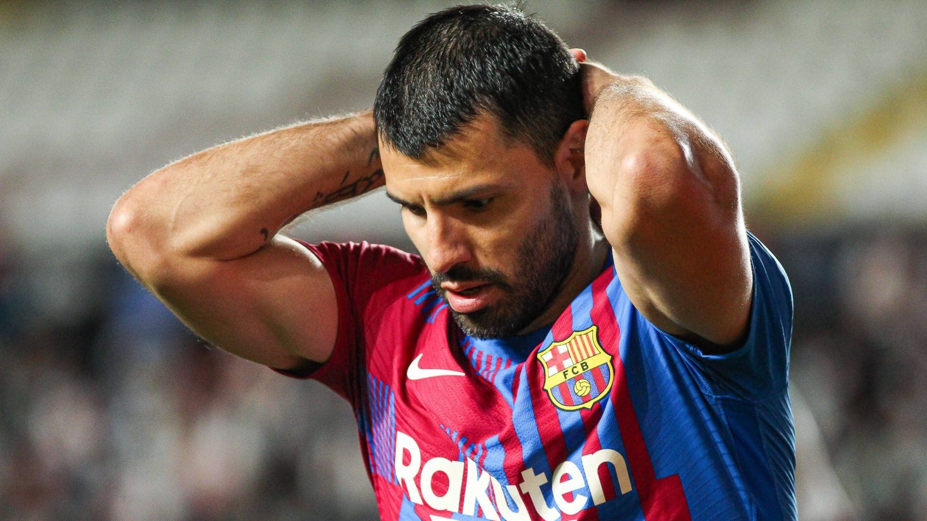 Ag&uuml;ero cobra d&iacute;vida milion&aacute;ria do Barcelona por sal&aacute;rios atrasados