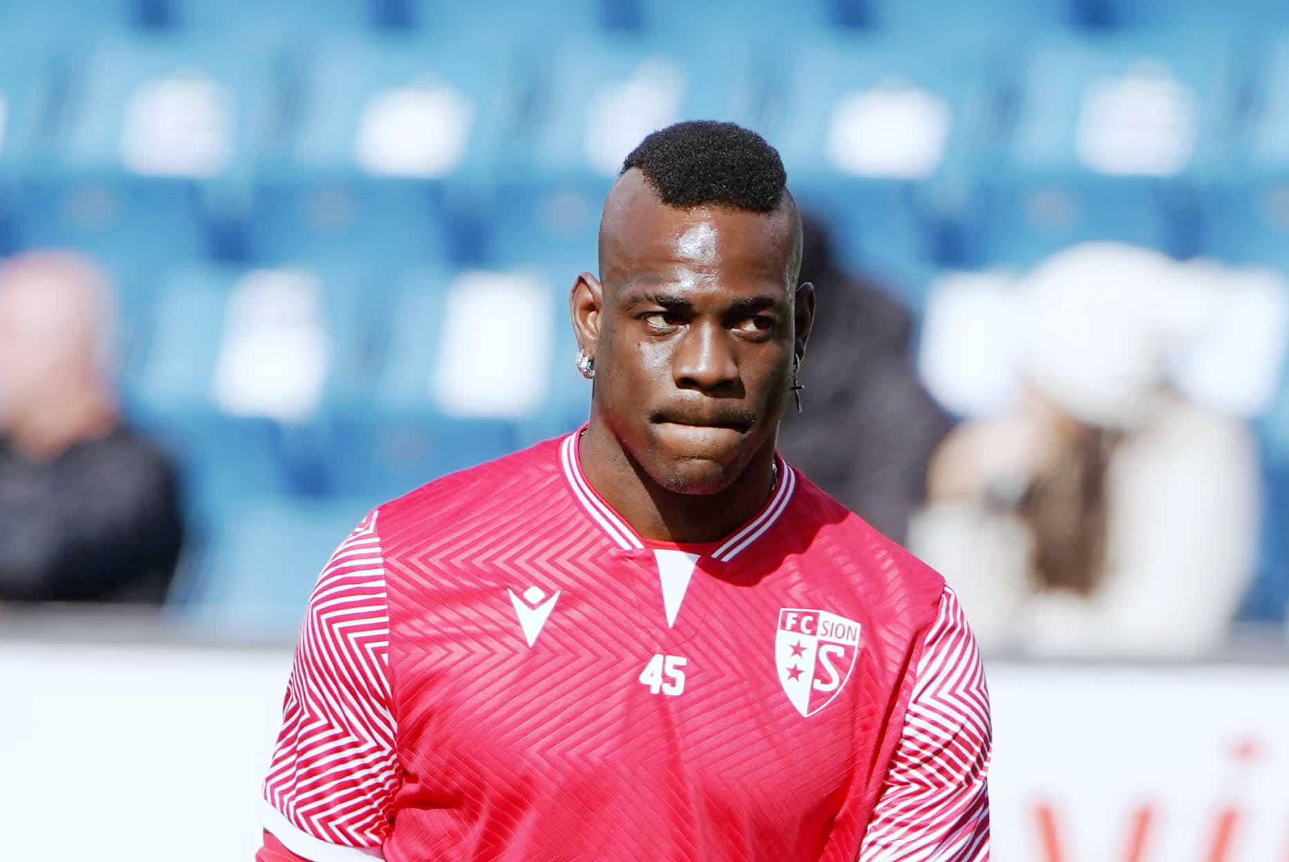 Ap&oacute;s novela Corinthians, Balotelli fecha com novo clube e vai jogar na It&aacute;lia