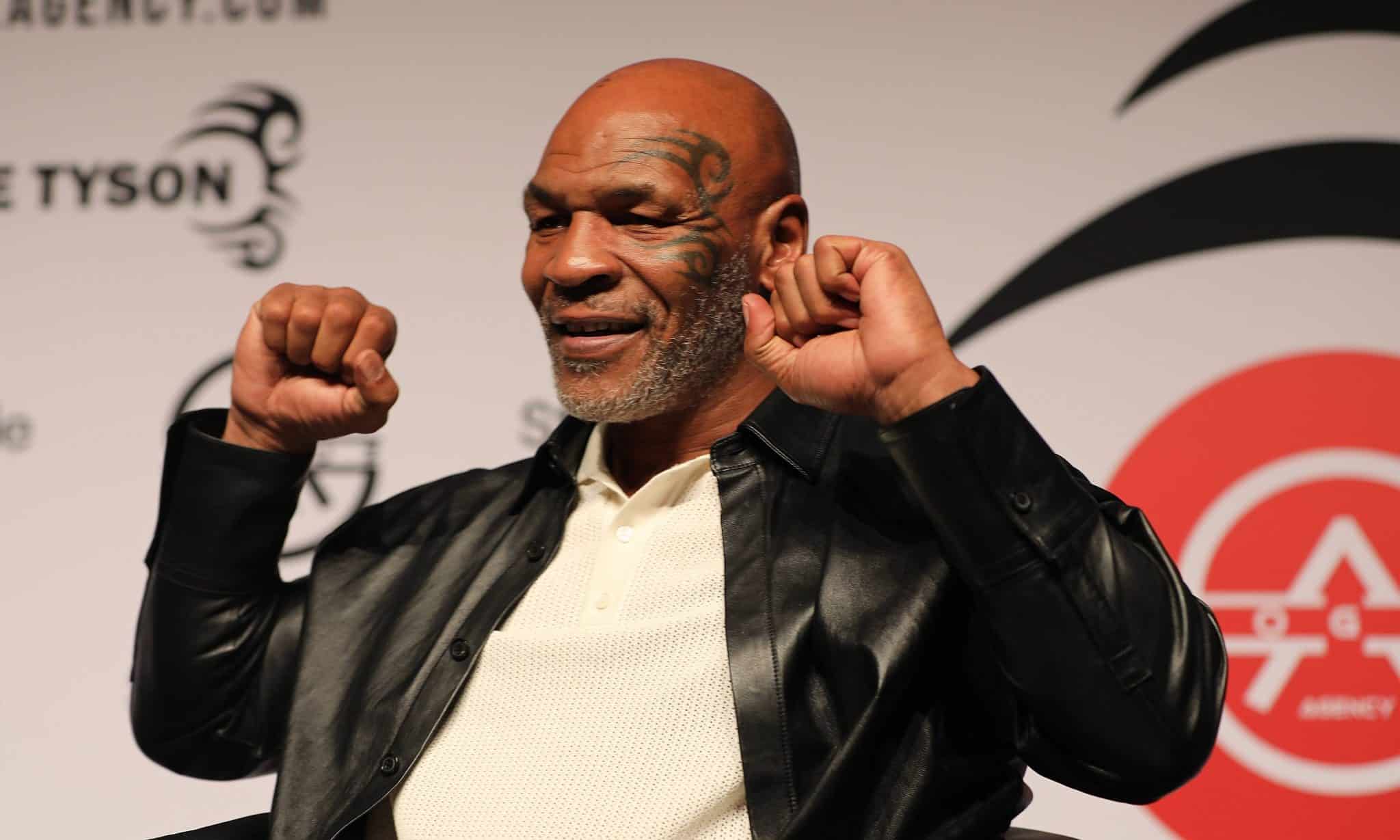 Mike Tyson? Treinador do Pe&ntilde;arol usa Botafogo para fazer compara&ccedil;&atilde;o inusitada