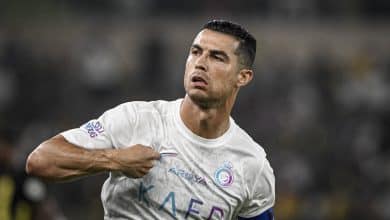 &lsquo;Com quem eu gostaria de jogar? Cristiano Ronaldo. O que o Messi faz, eu tamb&eacute;m fazia&rsquo;