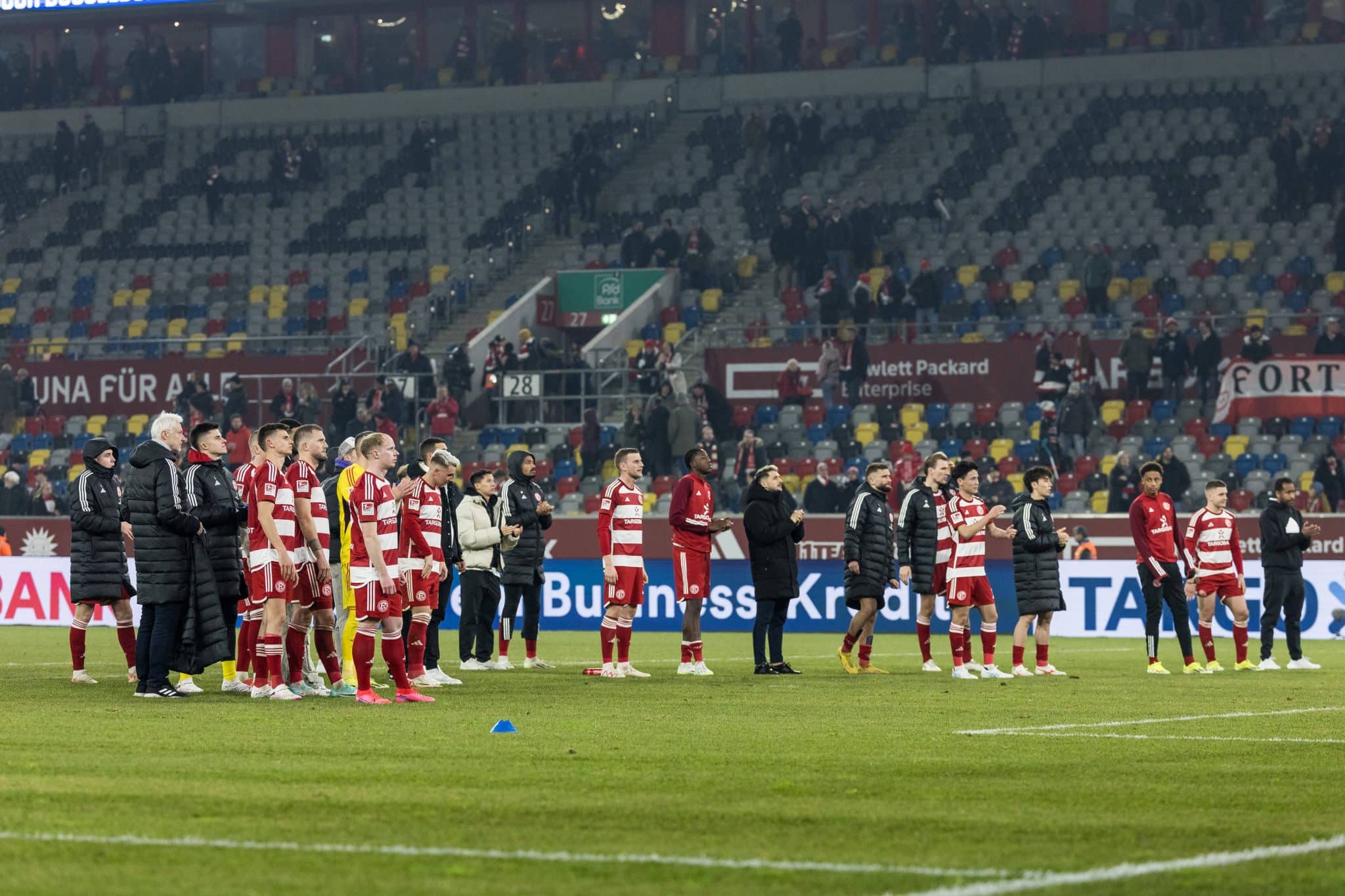 Foto: (Imago) - Jogadores do Fortuna DD&uuml;sseldorf