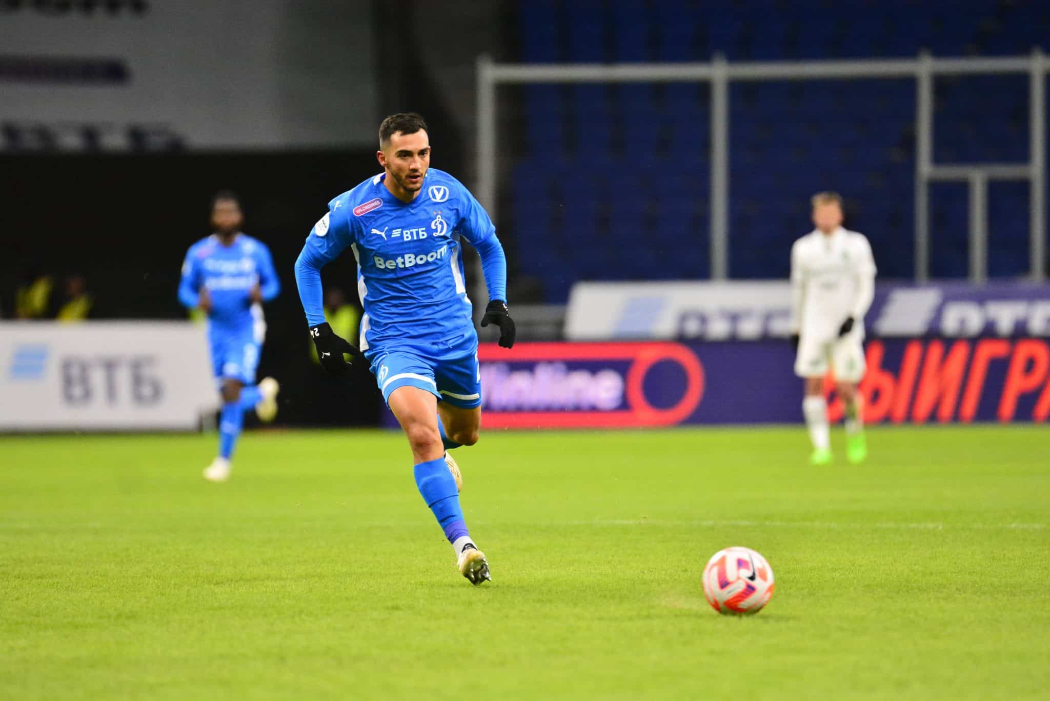 Foto: (Imago) - Luis Ch&aacute;vez, do D&iacute;namo Moscou