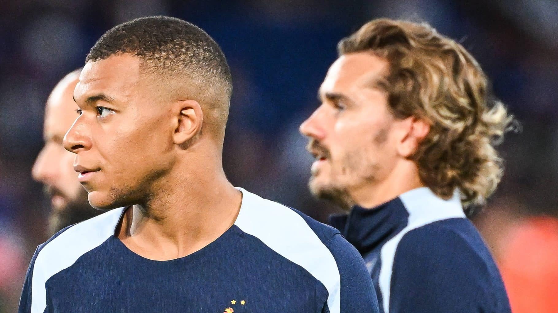 &lsquo;O verdadeiro capit&atilde;o saiu&rsquo;: aus&ecirc;ncia de Mbapp&eacute; na sele&ccedil;&atilde;o gera cr&iacute;ticas na Fran&ccedil;a