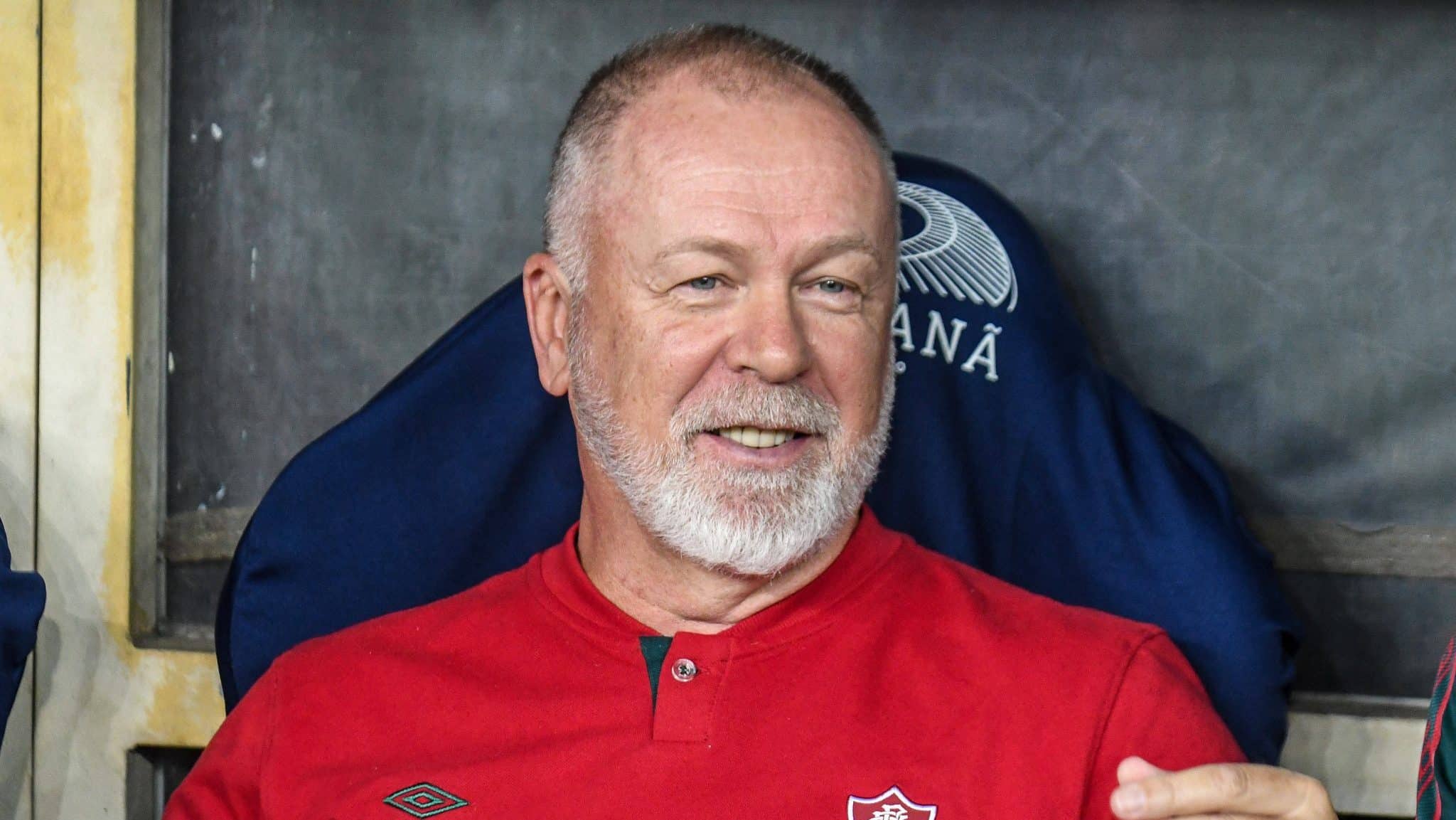 Fluminense alcan&ccedil;a meta e reduz chances de rebaixamento antes da Data Fifa