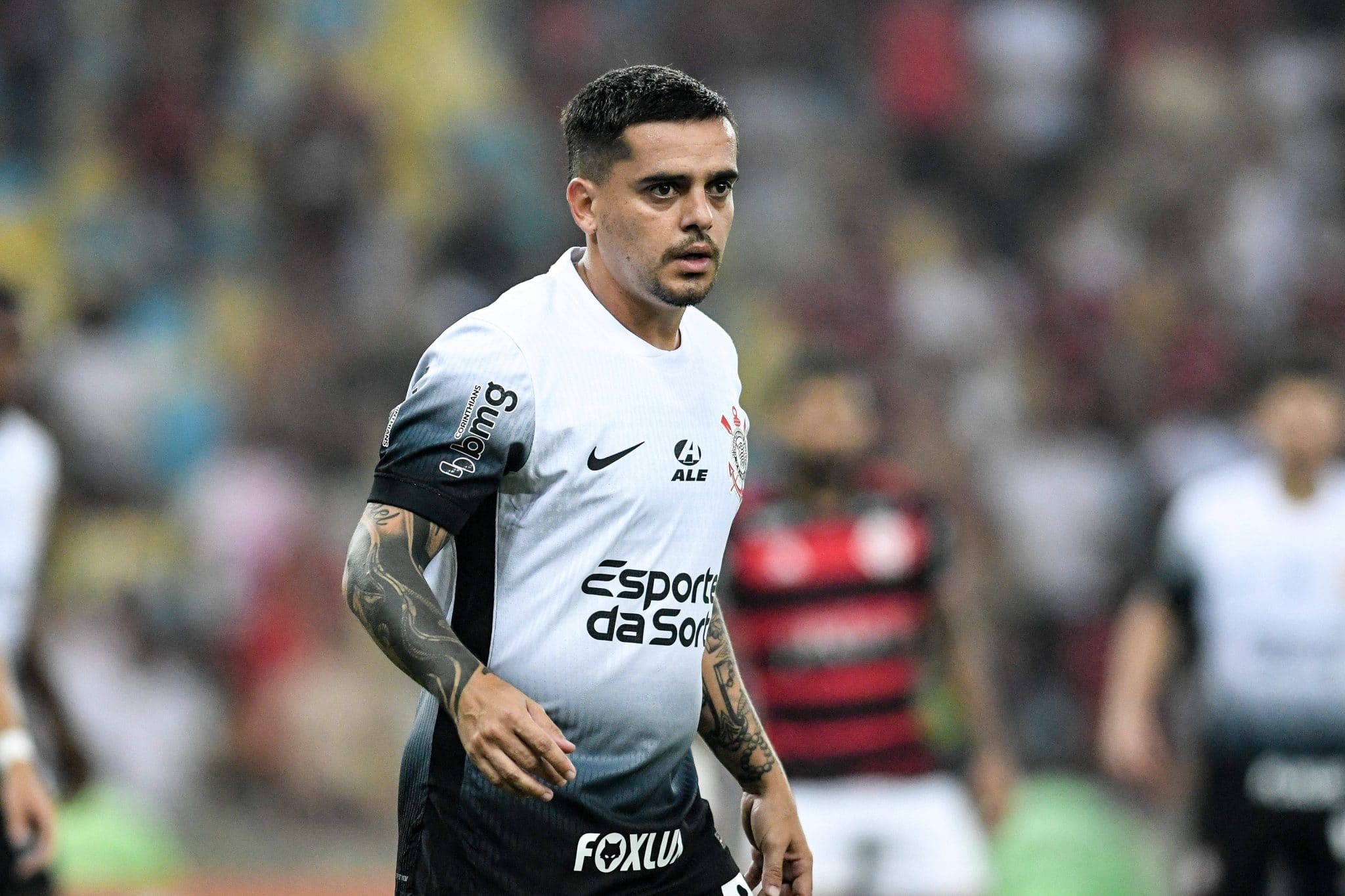 Atua&ccedil;&otilde;es em jogos decisivos torna inexplic&aacute;vel renova&ccedil;&atilde;o de Fagner com o Corinthians