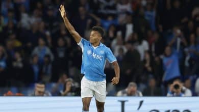 Com m&eacute;dia impressionante, David Neres pede passagem no time titular do Napoli