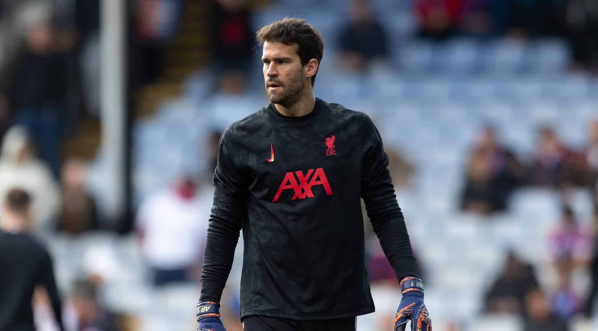 Alisson tem contrato at&eacute; 2027 com o Liverpool 