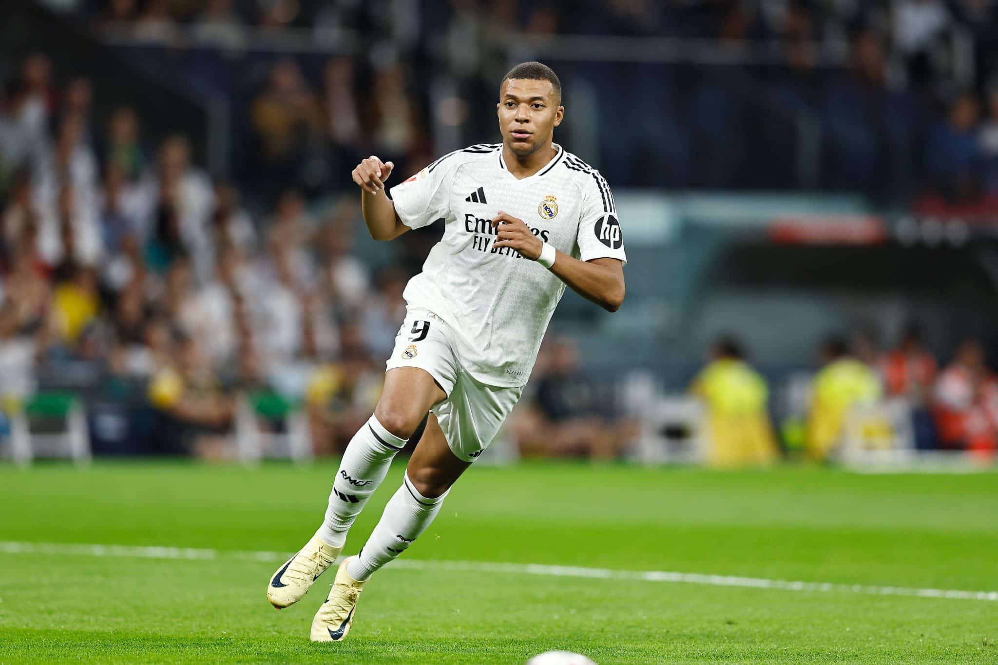 Mbapp&eacute; em a&ccedil;&atilde;o pelo Real Madrid