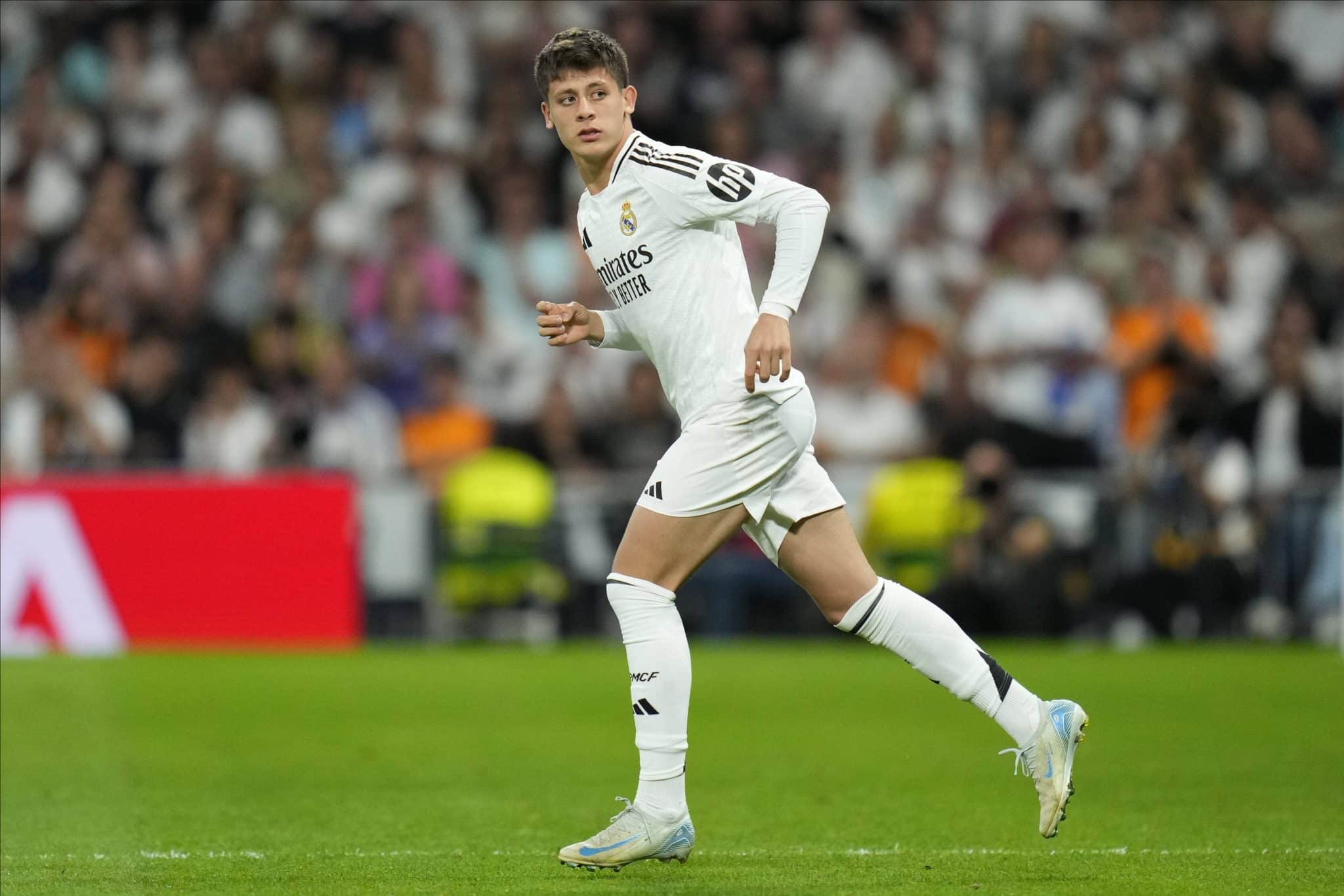Arda G&uuml;ler pelo Real Madrid Foto: (Imago)