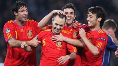 Iniesta &eacute; o melhor jogador espanhol da hist&oacute;ria
