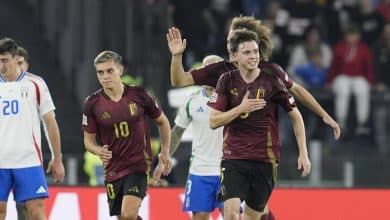B&eacute;lgica supera crise entre craques e treinador para resgatar empate contra a It&aacute;lia