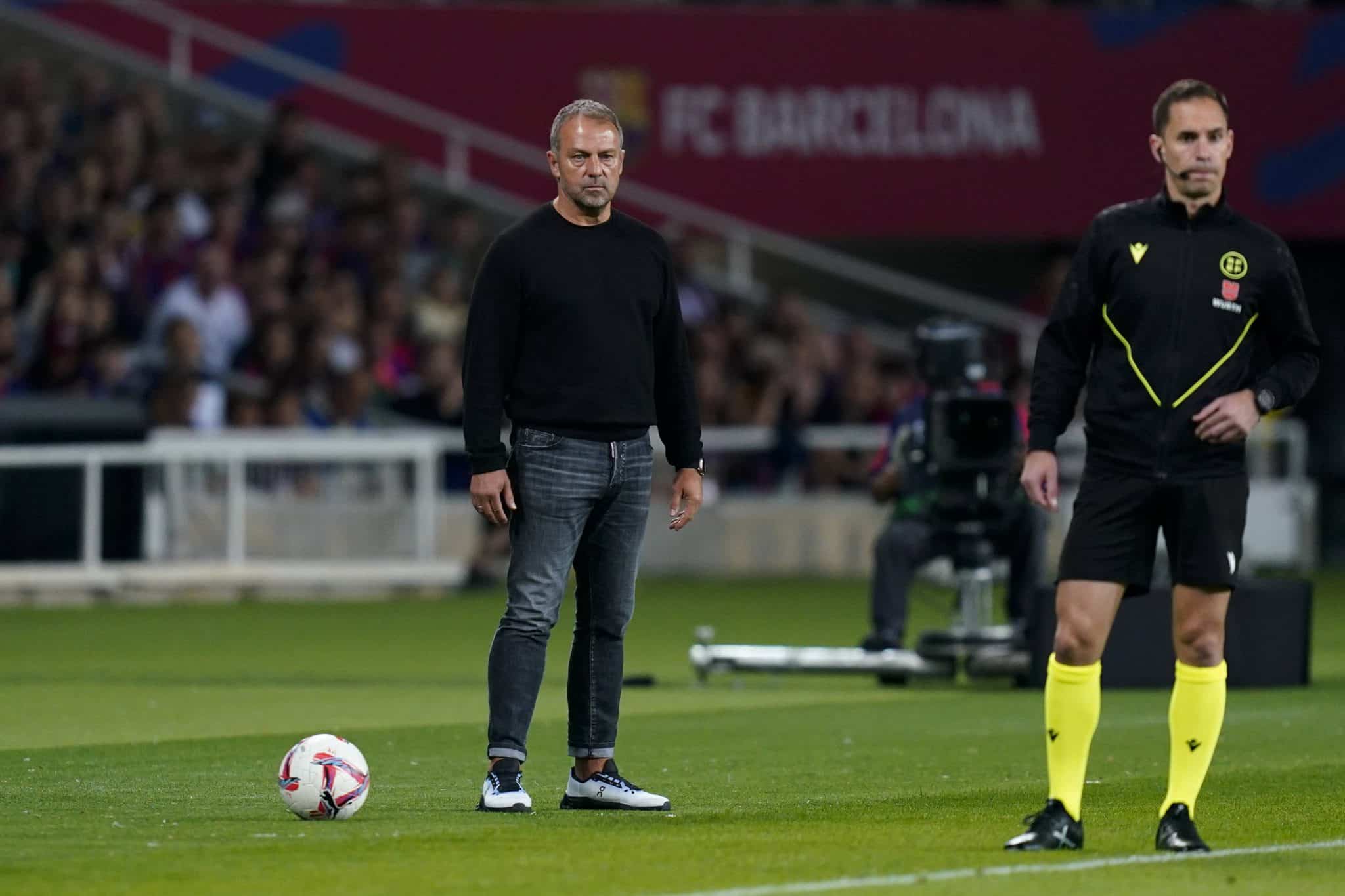 Foto: (Imago) - Hansi Flick, t&eacute;cnico do Barcelona