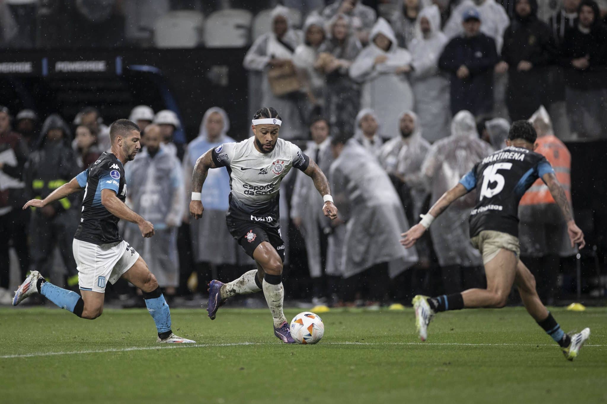 Corinthians Racing Sulamericana 2024 Memphis Depay