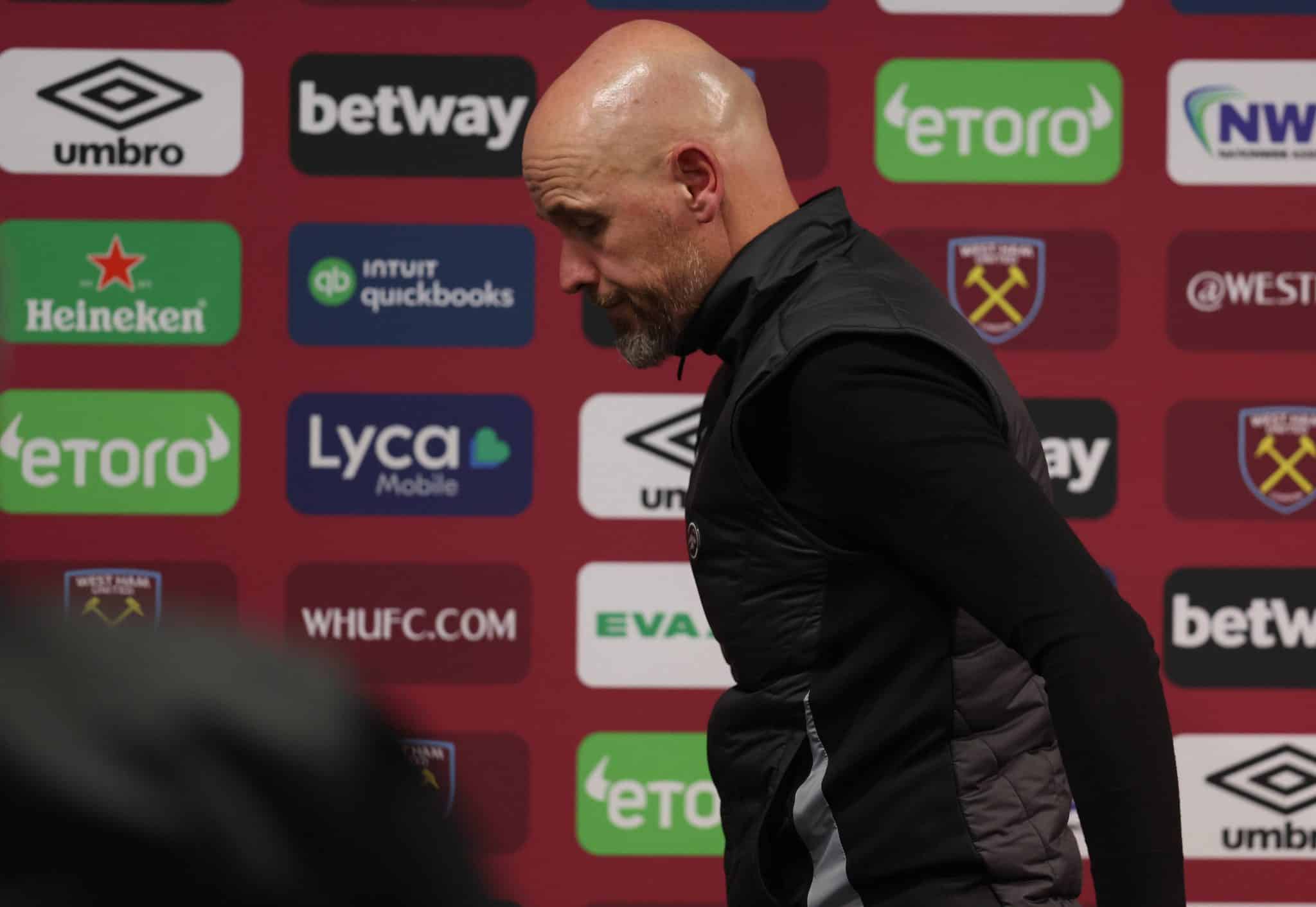 Erik ten Hag n&atilde;o &eacute; mais o t&eacute;cnico do Manchester United. Foto: Imago