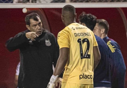 Carille se manifesta sobre continuidade no Santos: &lsquo;N&atilde;o tem como falar n&atilde;o&rsquo;