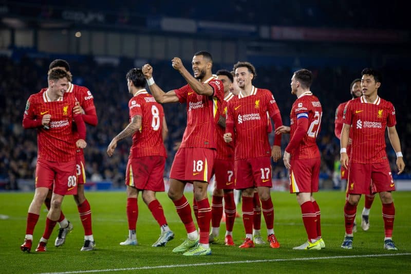 Liverpool toma sufoco do Brighton, mas conta com ‘especialista’ em Copa para avançar