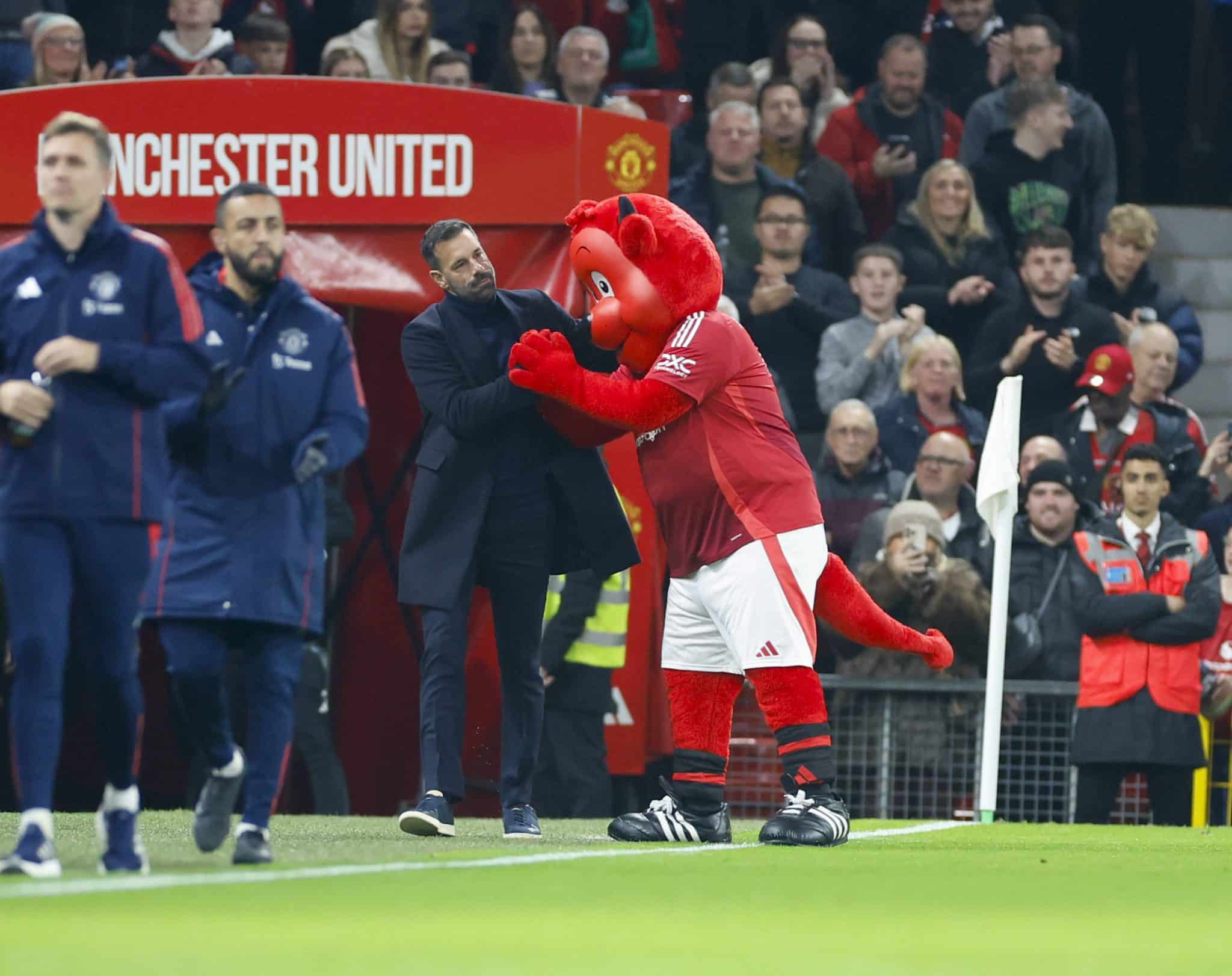 Foto: (Imago) - Ruud van Nistelrooy, t&eacute;cnico interino do Manchester United