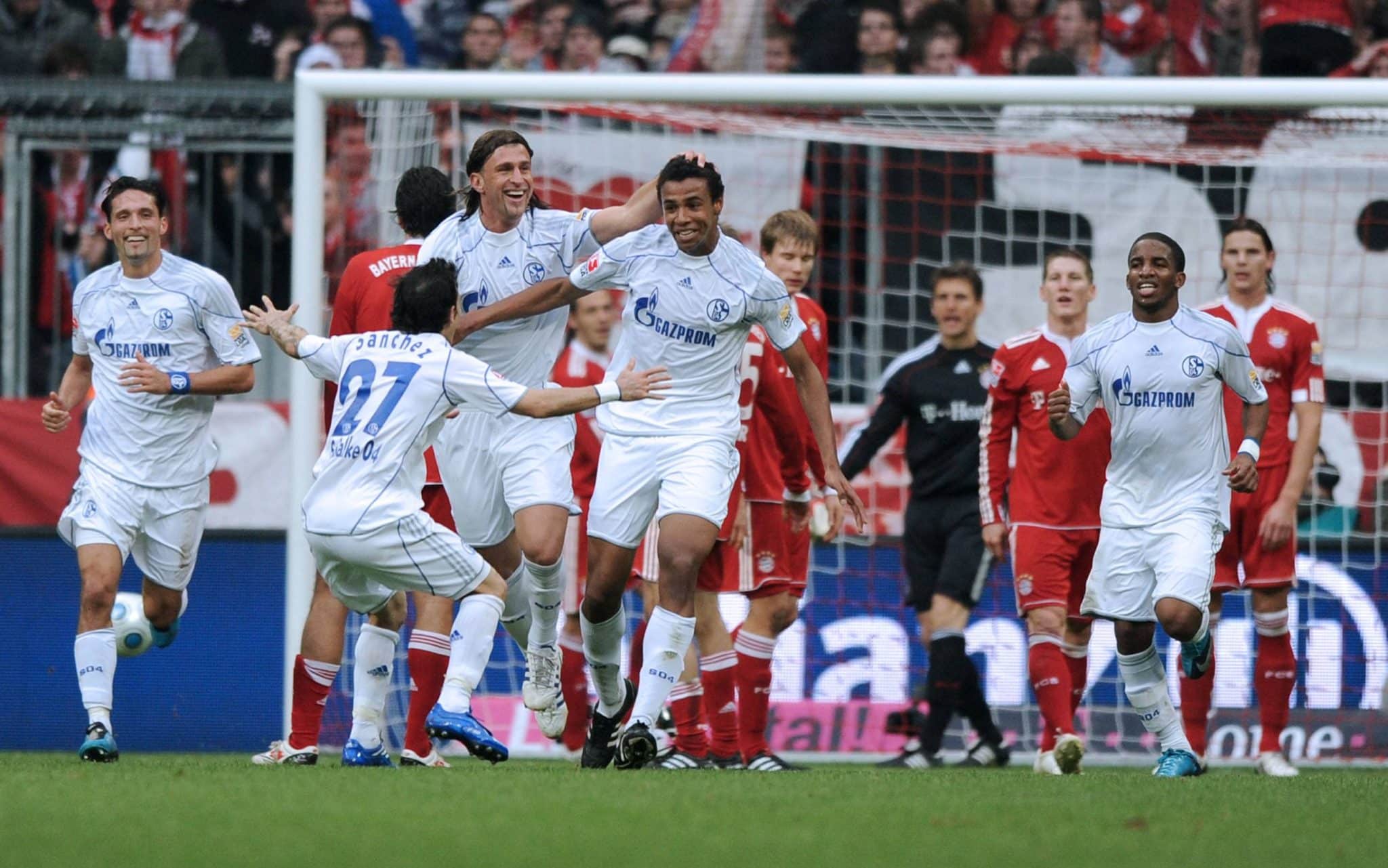 Joel Matip estreou no Schalke 04 contra o Bayern. Foto: Imago