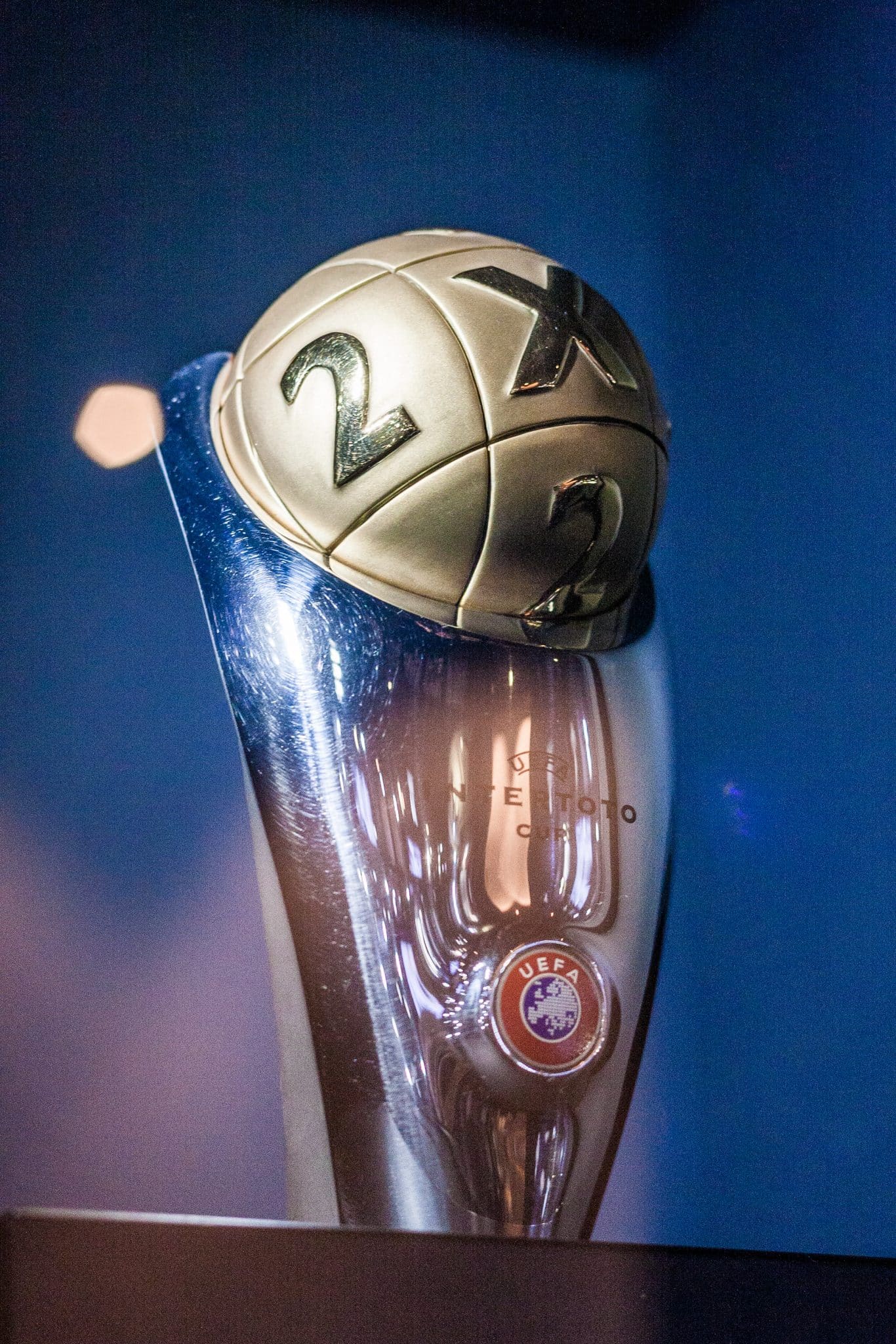 Trof&eacute;u Copa Intertoto