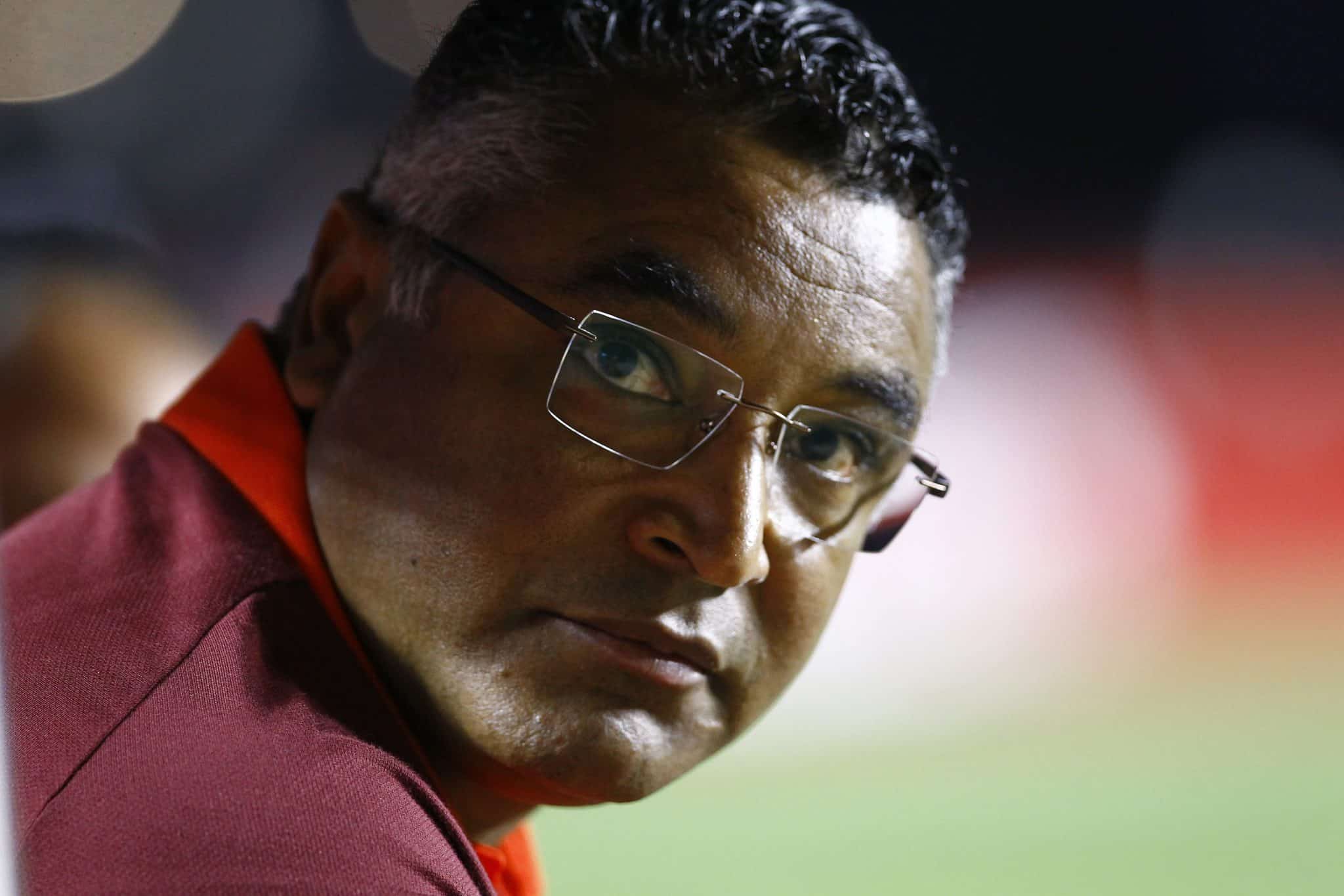 De &iacute;dolo do Gr&ecirc;mio a &lsquo;salvador&rsquo; no rival: Roger abre o jogo sobre primeiro Gre-Nal pelo Inter