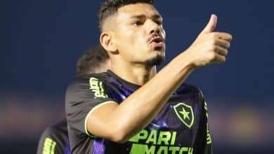 Botafogo espanta trauma  ao vencer Bragantino e abre vantagem na lideran&ccedil;a