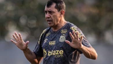 Santos de Carille termina a S&eacute;rie B como o &lsquo;pior&rsquo; campe&atilde;o da hist&oacute;ria da competi&ccedil;&atilde;o
