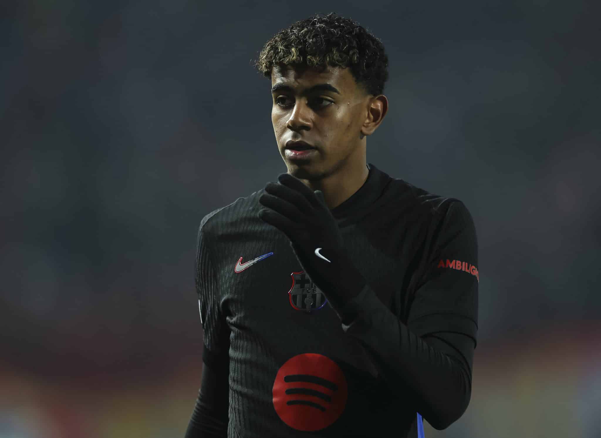 Hansi Flick cobrar&aacute; atitude dos jogadores do Barcelona para buscar primeira vit&oacute;ria do Barcelona sem Yamal