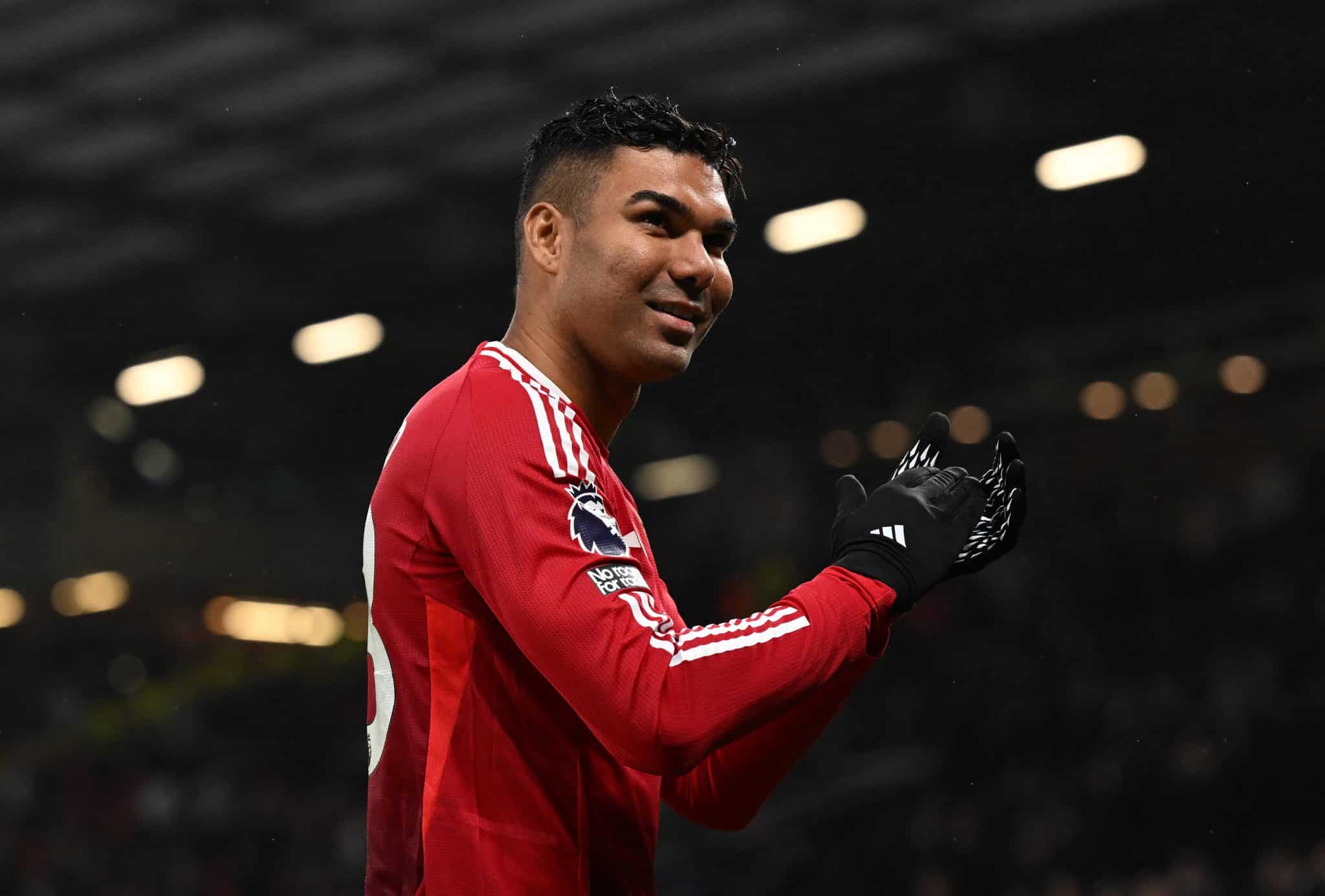 Casemiro busca reden&ccedil;&atilde;o no Manchester United ap&oacute;s falhas, e per&iacute;odo na reserva com Ten Hag. Volante deve ser titular do time em estreia de R&uacute;ben Amorim na Premier League. Foto: Imago