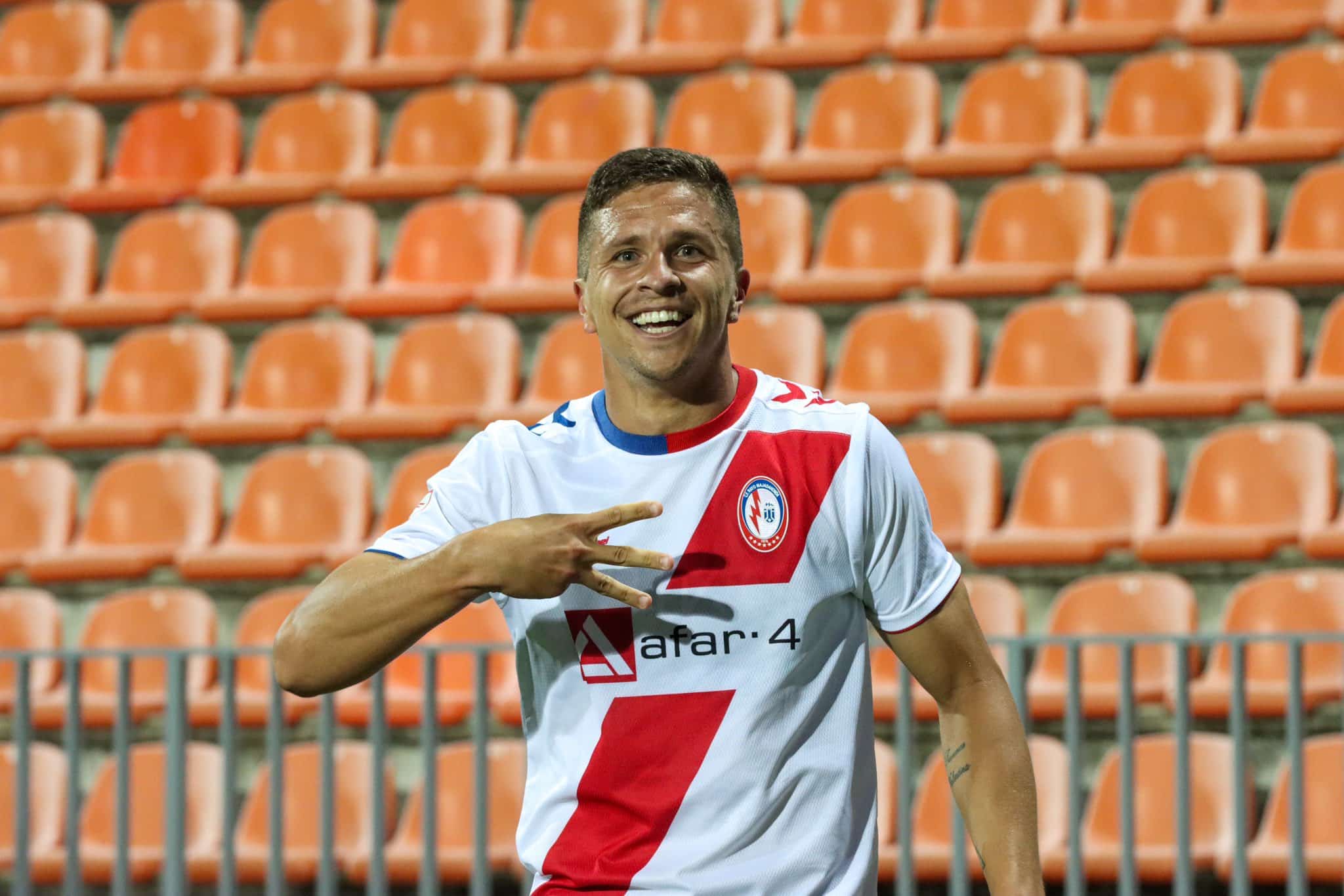 &lsquo;Macaco&rsquo;: filho de Diego Simeone &eacute; acusado de racismo em partida do futebol espanhol