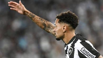 Gregore quebra recorde no Botafogo; veja as expuls&otilde;es mais r&aacute;pidas da hist&oacute;ria da Libertadores