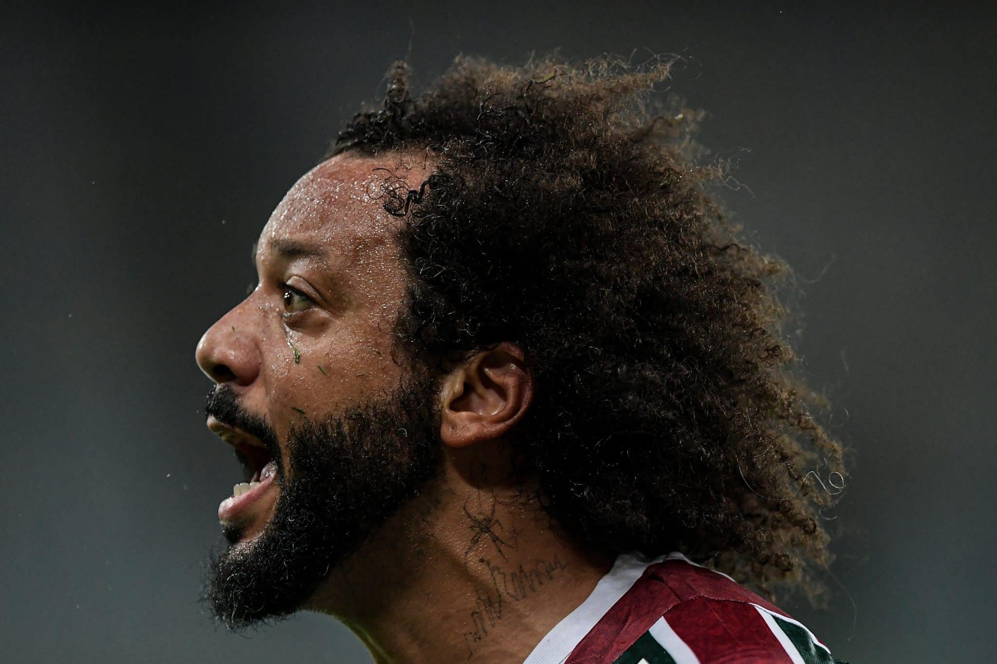 Marcelo discutiu com Mano Menezes &agrave; beira de campo no empate do Fluminense - Foto: Iconsport
