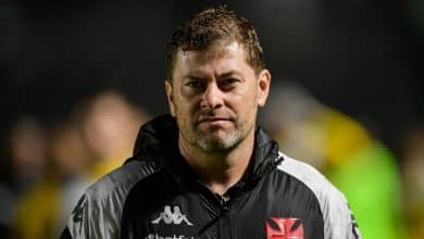 Paiva se desculpa com torcida do Vasco, mas perman&ecirc;ncia para 2025 fica cada vez mais distante