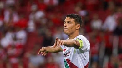 Em primeiro jogo sem Marcelo, Mano erra e Fluminense volta a se complicar no Brasileir&atilde;o