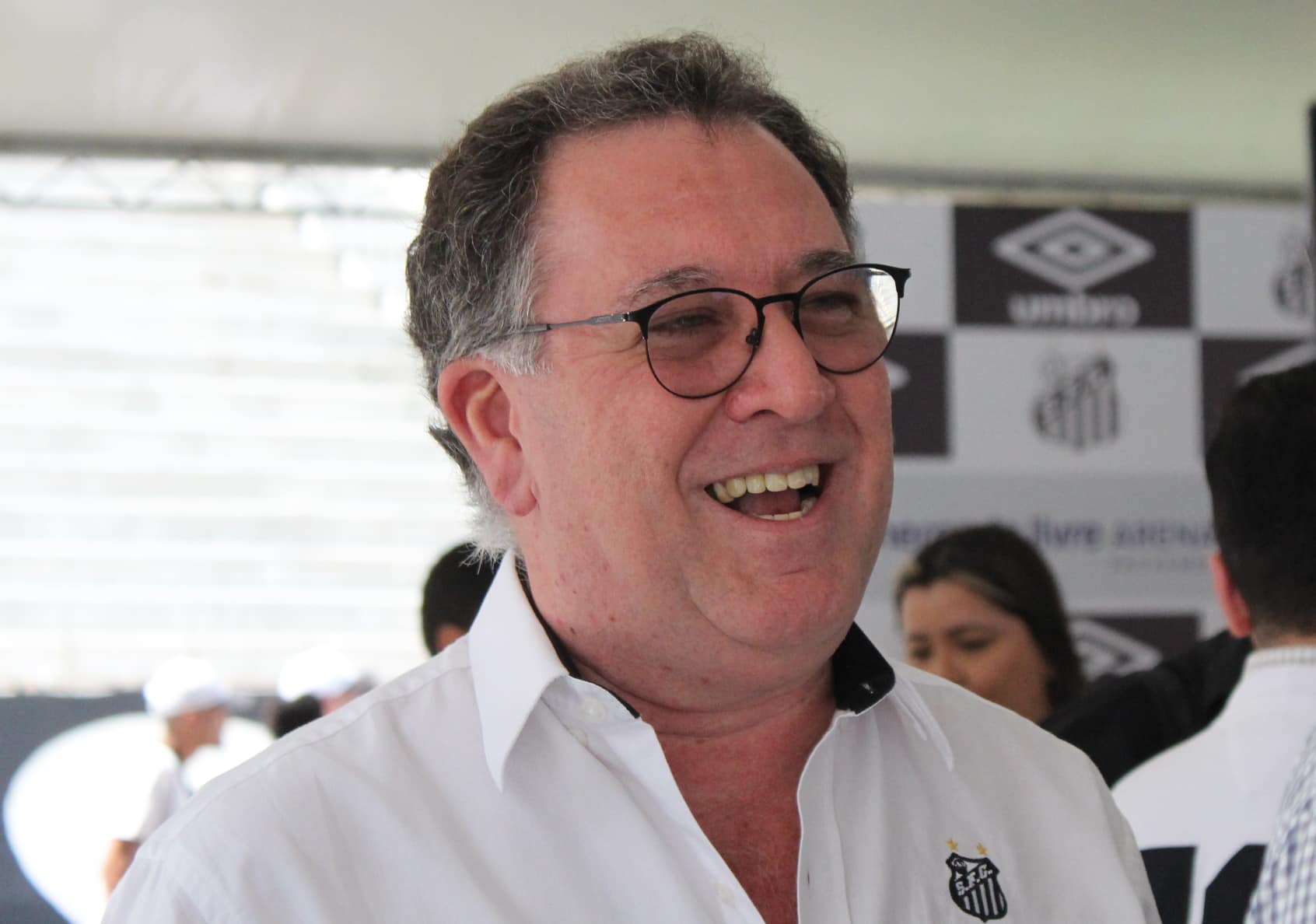 Santos prepara festa para &lsquo;descongelamento&rsquo; da camisa 10 com pe&ccedil;a comemorativa; veja foto