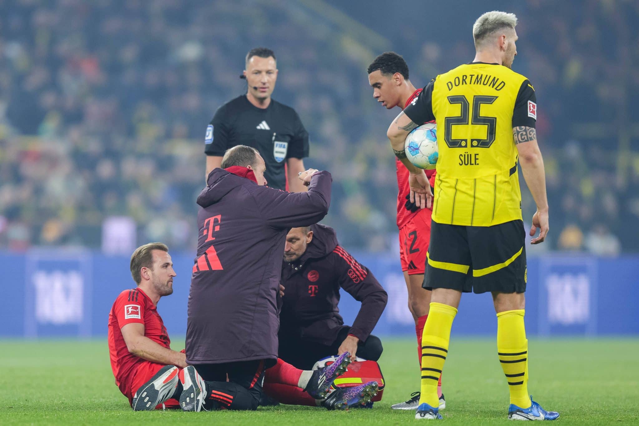 Harry Kane sai do campo lesionado e vira preocupa&ccedil;&atilde;o para o time do Bayern de Munique em 2024