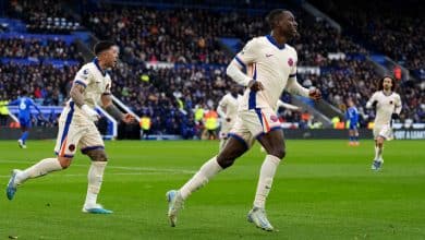 Jackson supera Crespo e Torres na vitória do Chelsea em ‘festival de pontapés’