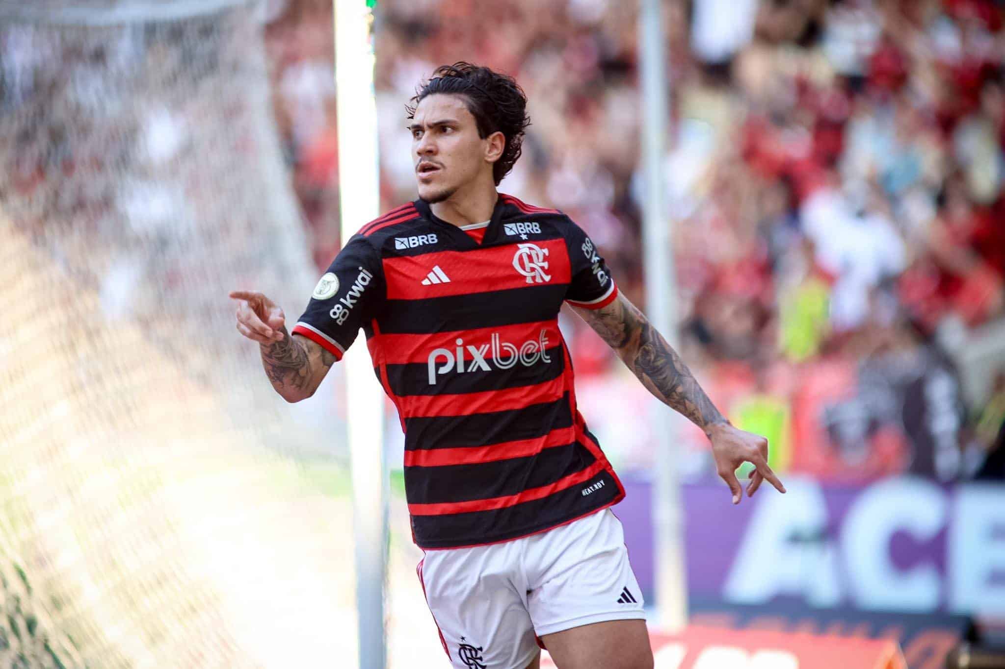 Pedro, do Flamengo, conseguiu uma nota 10 no Sofascore ap&oacute;s marcar um hat-trick e outras coisas mais
