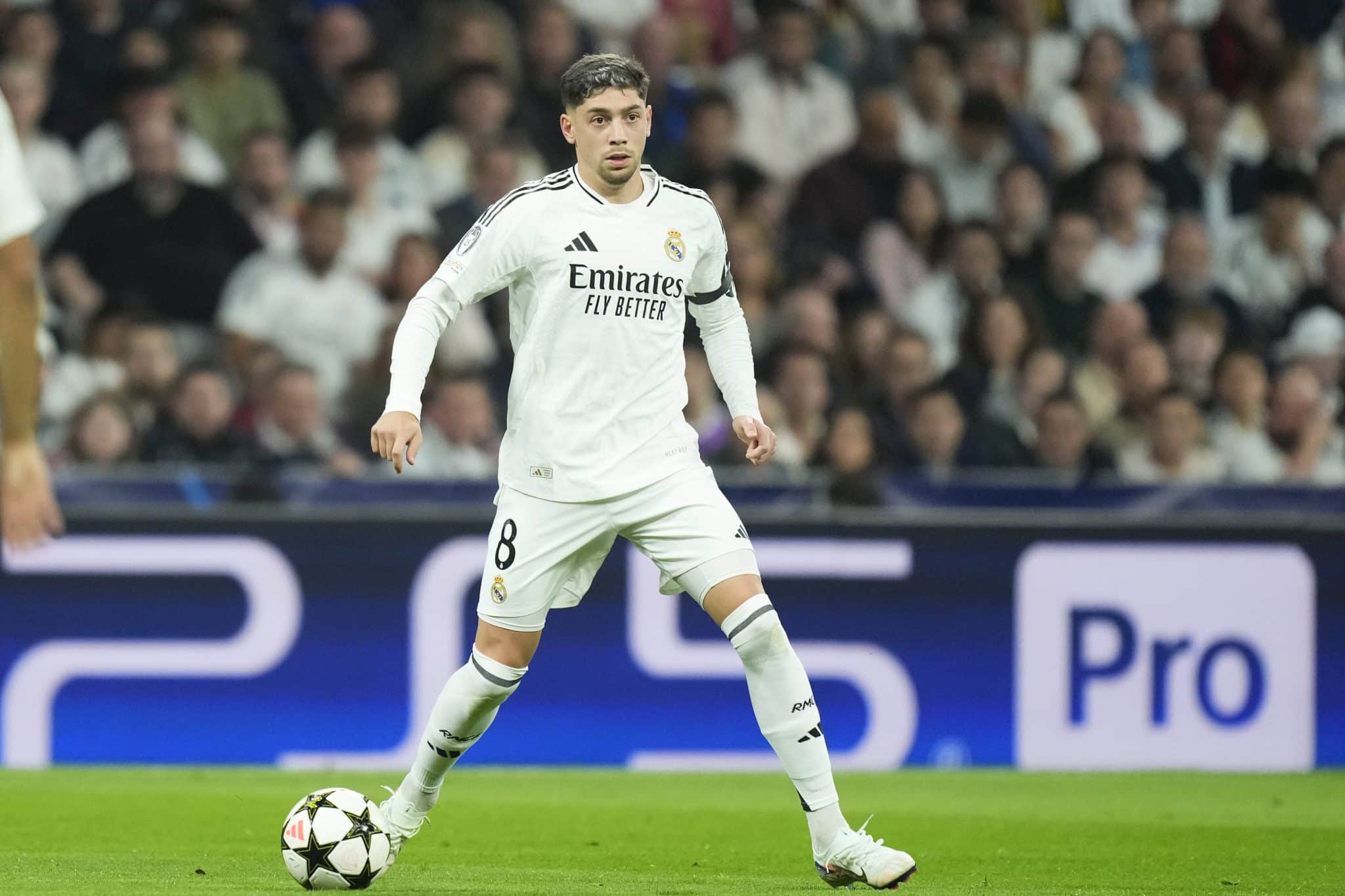 Cr&iacute;ticas &agrave; Valverde irritam esposa do jogador, que cobra t&eacute;cnico do Real Madrid 