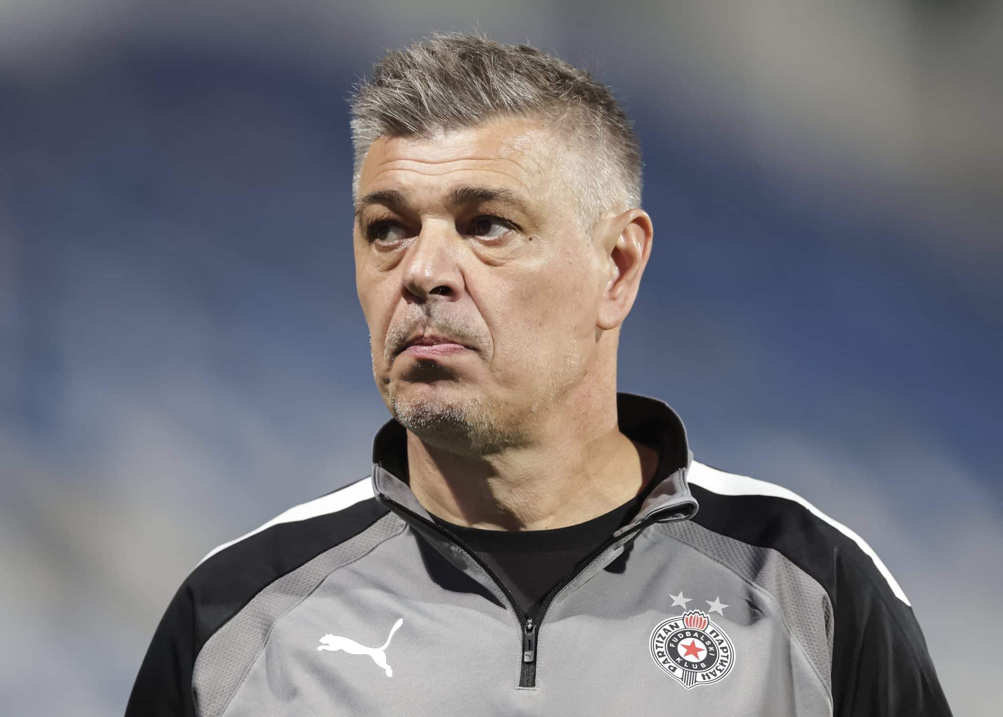 Atual técnico do Partizan Belgrado, Savo Milosevic encheu Hansi Flick de elogios